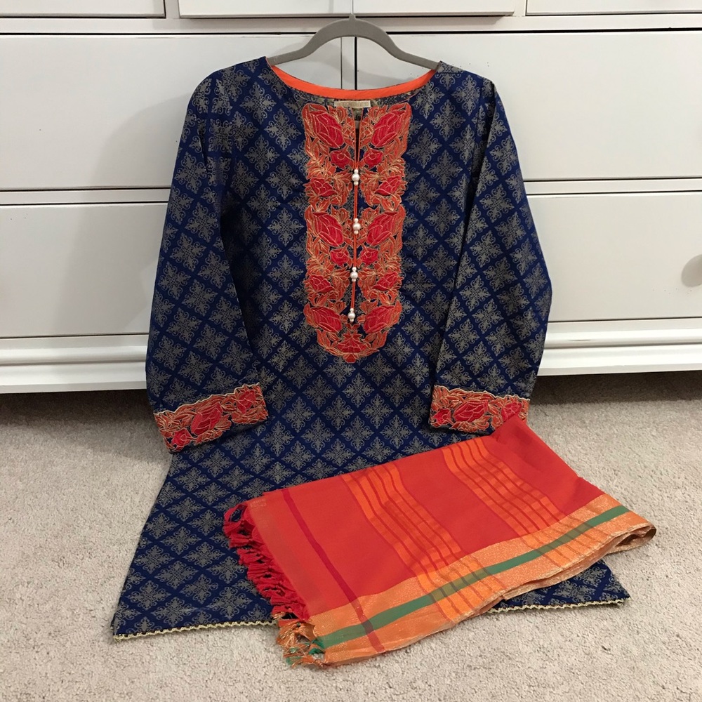 Pakistani Beech tree embroidered jacquard 2pcs